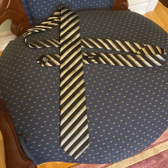 Boss tie very nice style . Made in Italy - Picture 4 of 7